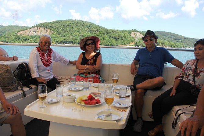 Bosphorus Luxury Lunch Cruise & Black Sea Swimming Experience - Boat comfort and group size: modern craft, not a cattle boat