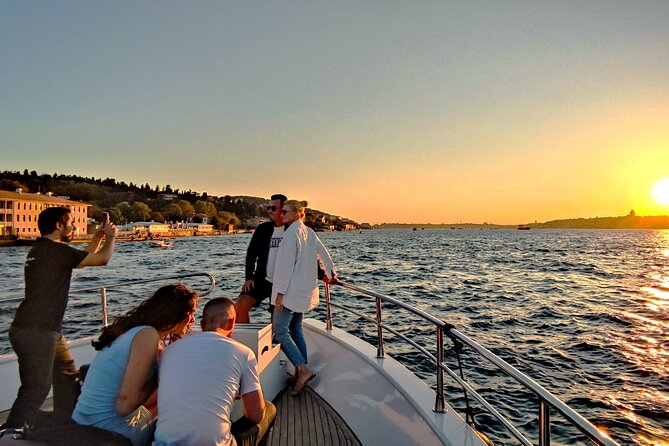 Bosphorus Sunset: An Enchanting Yacht Cruise in Istanbul - On-Board Comfort: Seating, Snacks, and the Photo Pause