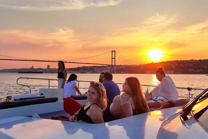 Bosphorus Sunset Yacht Experience: Istanbul’s Best - Timing your golden hour shots, and when to move inside