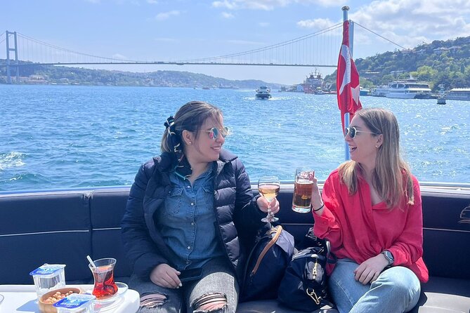 Bosphorus Yacht Cruise with Stopover on the Asian Side - (Morning or Afternoon) - Rumelihisarı Fortress: The Strait’s Tightest Control Point