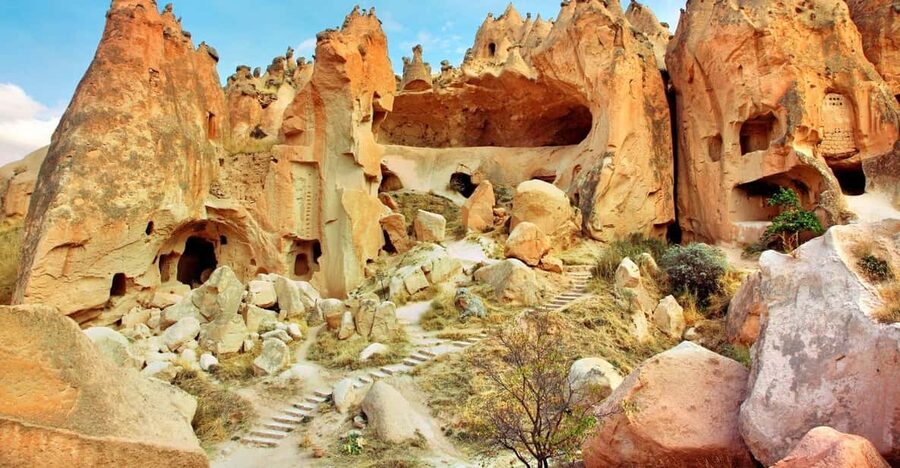 Cappadocia: 2-Day Green and Red Tour with Lunch & Tickets - Nar Crater Lake: Volcanic Timing and Sulfur Water Curiosity