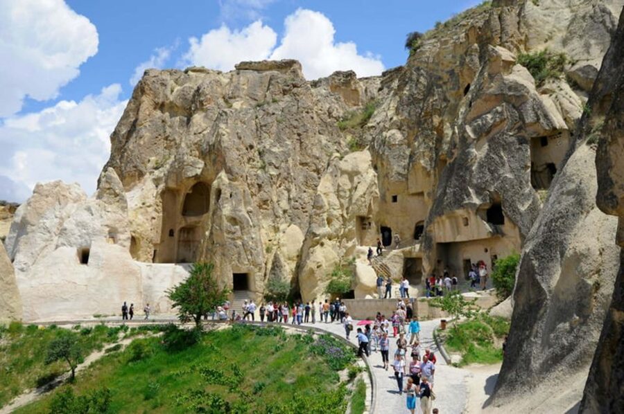 Cappadocia: Daily Red and Green Mix Tour - Paşabağ (Monks Valley): Fairy Chimneys With Focus