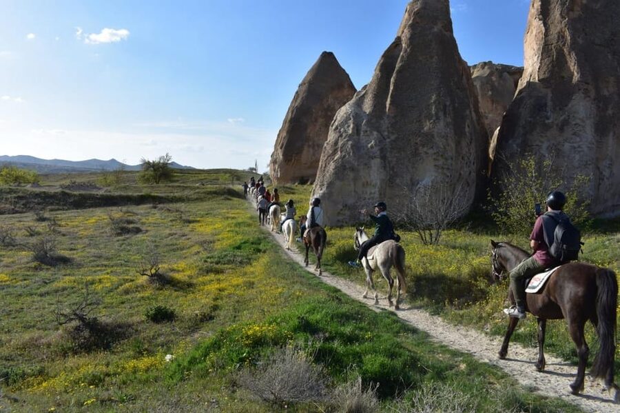 Cappadocia Fairy Chimneys Horseback Riding Tour - The 1-hour ride: Sword Valley and the classic valley loop