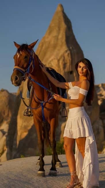 Cappadocia: Fascinating Horse Tour in Göreme Valleys - Pickup and Drop-Off: How the Transport Keeps It Simple
