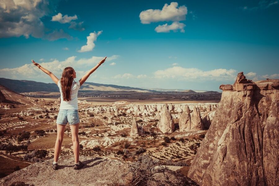 Cappadocia: Highlights Tour with Lunch and Entry Tickets - Pickup, timing, and comfort for a 7-hour loop