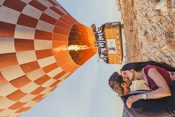 Cappadocia Hot Air Balloon Ride / Royal Balloon - Landing, Champagne Ceremony, and the Little Details That Make It Feel Worth It