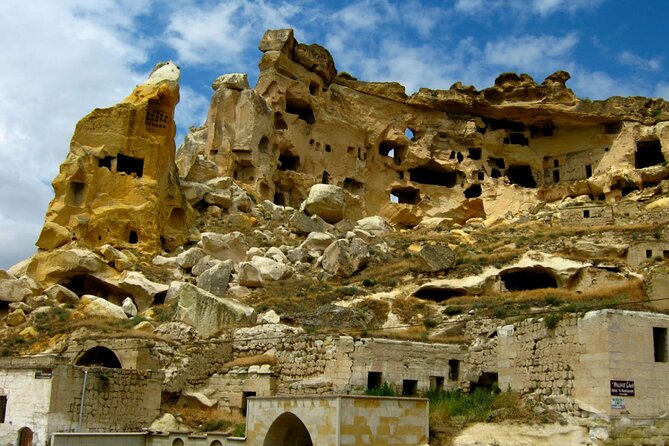 Cappadocia Mix Tour Half Green Tour and Half Red Tour - Zelve Open Air Museum: Cave Churches and Fresco Stories
