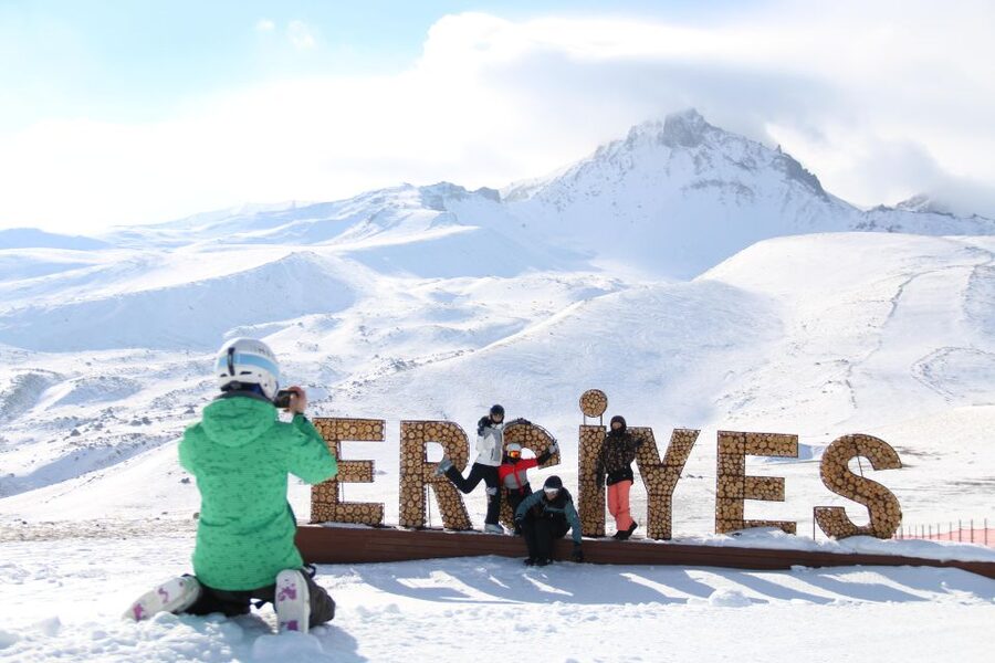 Cappadocia: Mount Erciyes Skiing and Snowboarding Tour - From Cappadocia to Mount Erciyes: how the early start pays off