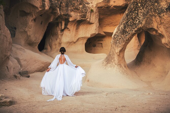 Cappadocia Private Flying Dress & Hot Air Balloon Photoshoot - Photos only vs photos and reels, what you should choose