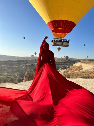 Private Outdoor Photoshoot at Sunrise w/Transfer