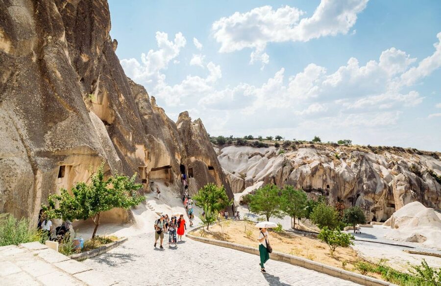 Cappadocia: Small Group Guided Full-Day Red Tour with Lunch - Uchisar Castle for Big Views and Easy Photo Wins
