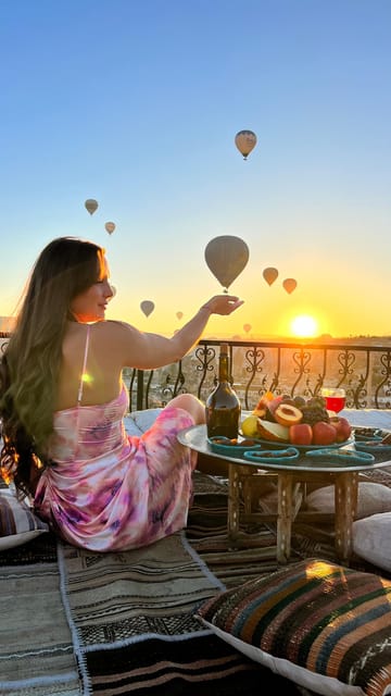 Cappadocia: Terrace Photo Spot With Balloon Flight View - Sunrise on the terrace at Tulip Cave Suites, why it works
