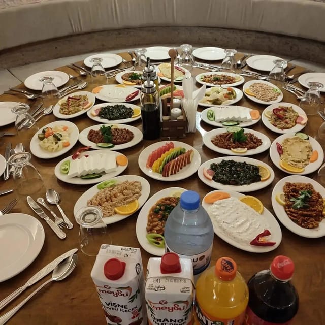 Cappadocia Turkish Night wTransfer,Dinner &Unlimited Drinks - Food Reality Check: What You’ll Likely Enjoy Most