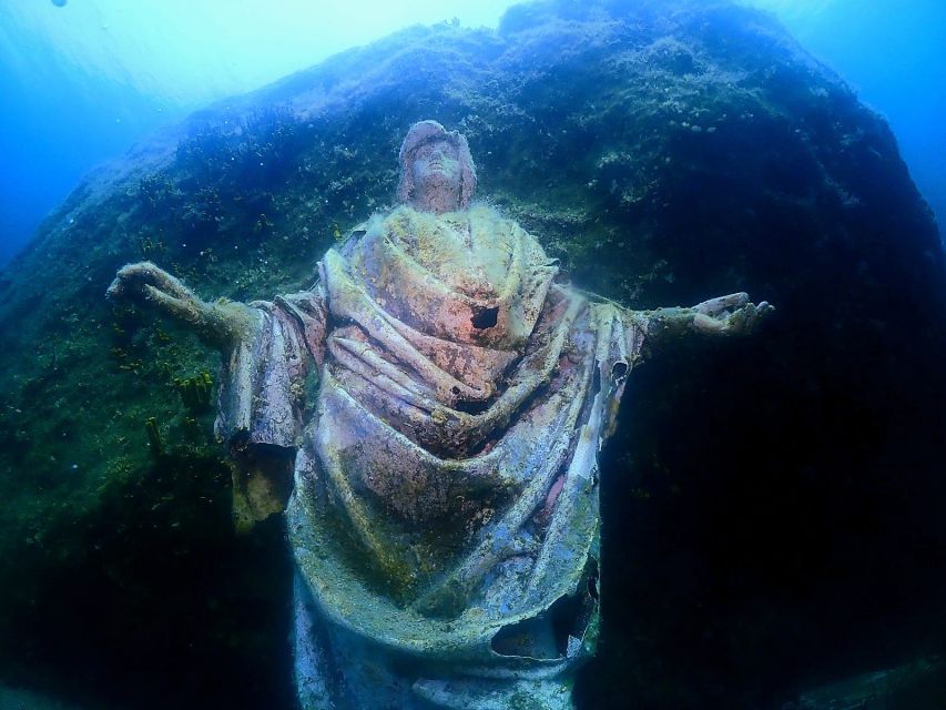 Cesme: Scuba Diving Experience - Lunch on a boat day: how it fits between sea time