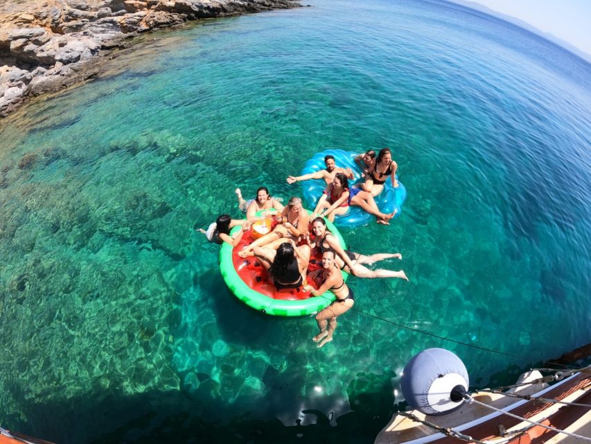 Cesme: Small Group Boat Tour with Open Buffet Lunch - Meeting Point, No Hotel Pickup, and How Not to Lose Time