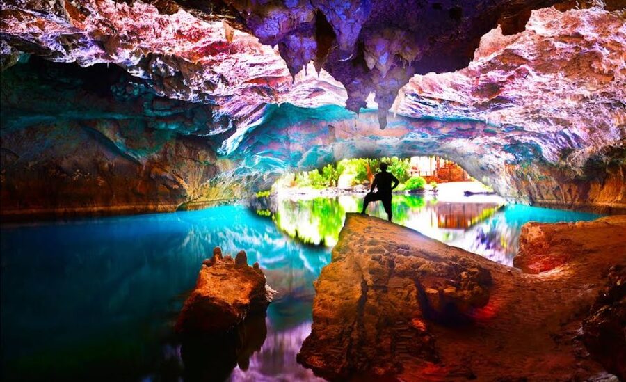City of Side: Altinbesik Cave and Ormana Village - Avasun laurel village to Ürünlü button houses: the human side of the day