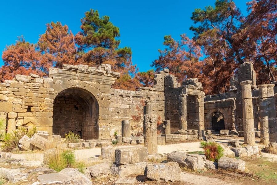 City of Side: Cabrio Bus & Green Lake Boat Tour with Lunch - The side-to-Manavgat rhythm: how this day stays organized