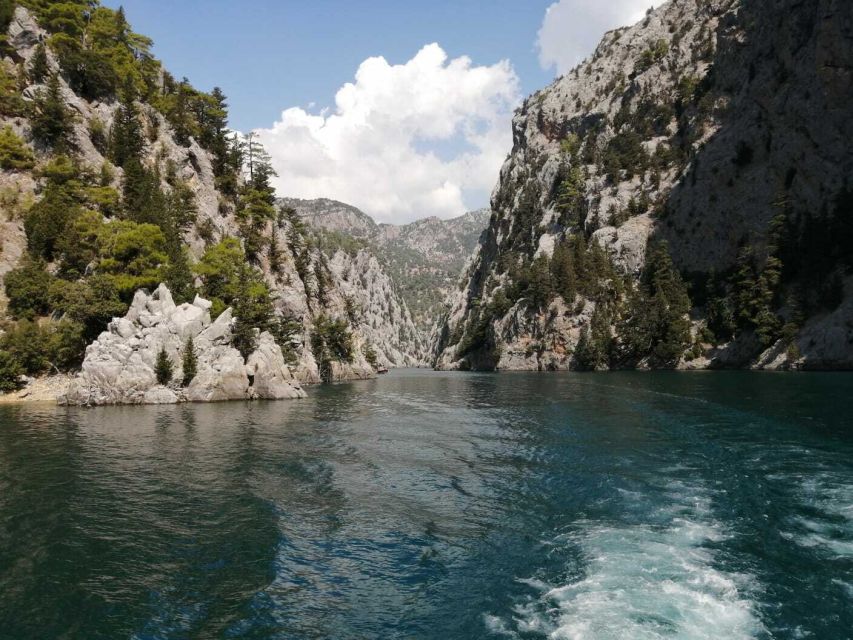 City of Side: Green Canyon Boat Tour with Lunch and Drinks - Tour guide and communication: how to make the experience smooth