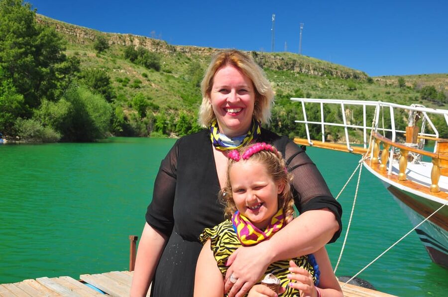 City of Side: Jeep Safari & Green Lake Boat Trip with Lunch - Taurus Mountains Off-Road, Lake View Photos, and Roman Aqueduct Break
