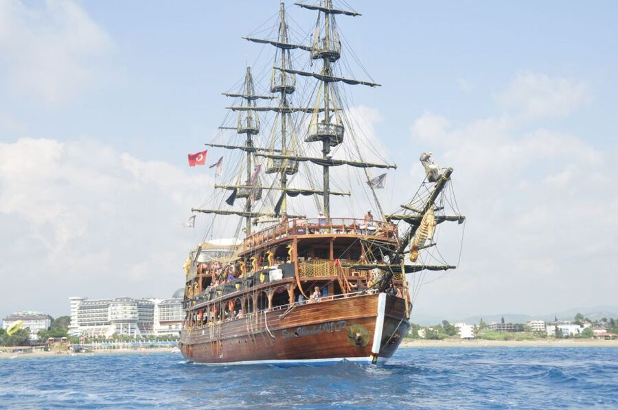 City of Side: Manavgat River Boat Lunch Cruise & Bazaar Tour - Practical tips so your day goes smoother