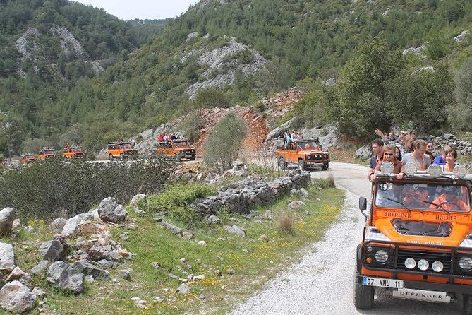 Combi Safari offroad adventure with picnic - Yörük Çadırı and the nomadic-tent visit: cultural stop without feeling staged