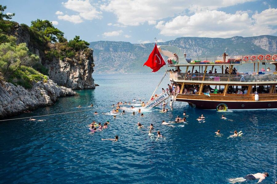 Didim/Altinkum: Lazy Day Boat Trip w/BBQ Lunch - Should you book the Lazy Day boat trip in Didim?