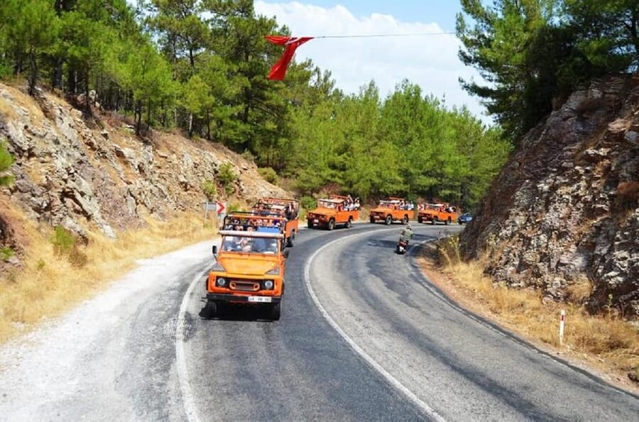 Didim Jeep Safari W/Lunch and Return Transfers - Entering The Day: Pickup Timing and the Petrol Ofisi start