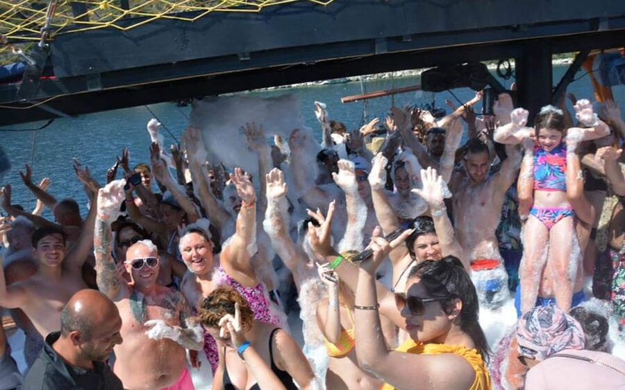 Dolphin Island Boat Trip with Swimming & Lunch - Who should book this dolphin island boat trip (and who should skip it)