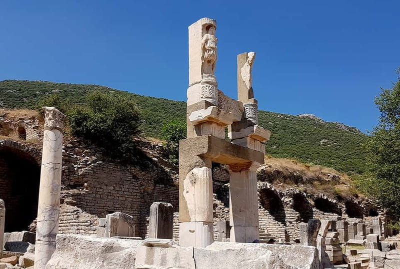 Ephesus Entry Ticket with Mobile Phone Audio Tour - What the first stretch covers: political Ephesus before the romance