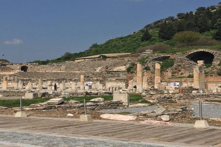 Ephesus: House of Virgin Marry & Artemis w Lunch & Ticket - House of the Virgin Mary, Guided Hour at the Shrine Site