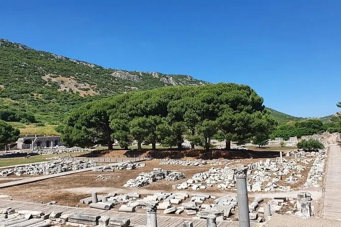 Ephesus Tour with Virgin Mary From Izmir All Inclusive - Group size, guide style, and pacing (why reviews feel consistent)