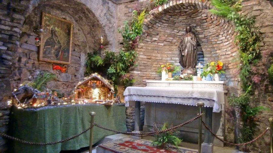 Ephesus & Virgin Mary's House Tour (Entry Fees Included) - Private or small group, plus a guide that can actually teach