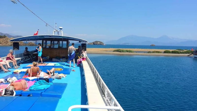 Fethiye: 12 Islands Boat Tour with Lunch and Hotel Transfer - Boat comfort, group size, and where to sit