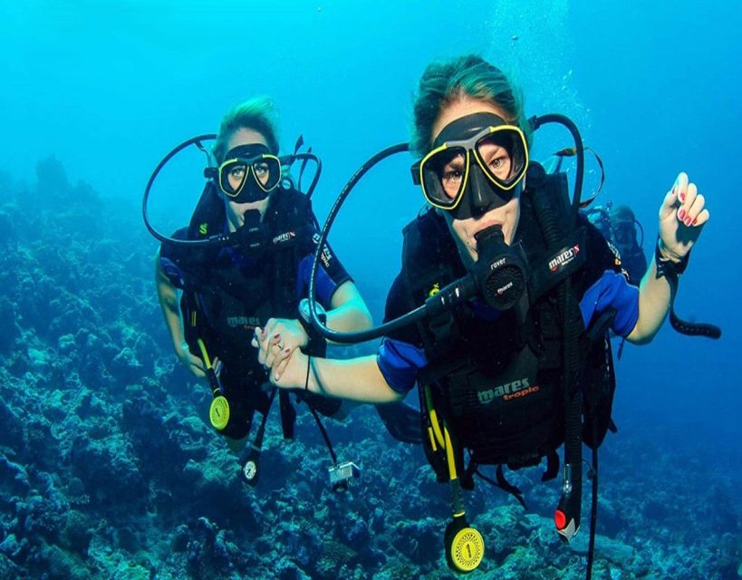 Fethiye: 2 Guided Scuba Dives with Lunch and Hotel Transfers - Pre-dive training: gear checked, rules explained, and instructors watching