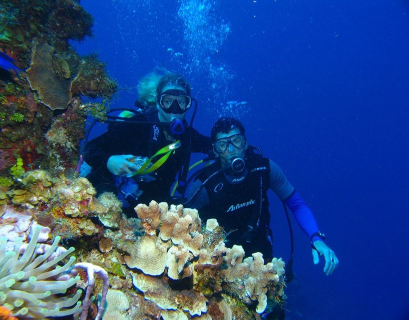 Fethiye: 2 Guided Scuba Dives with Lunch and Hotel Transfers - Lunch, drinks, and the photo/video reality on a boat
