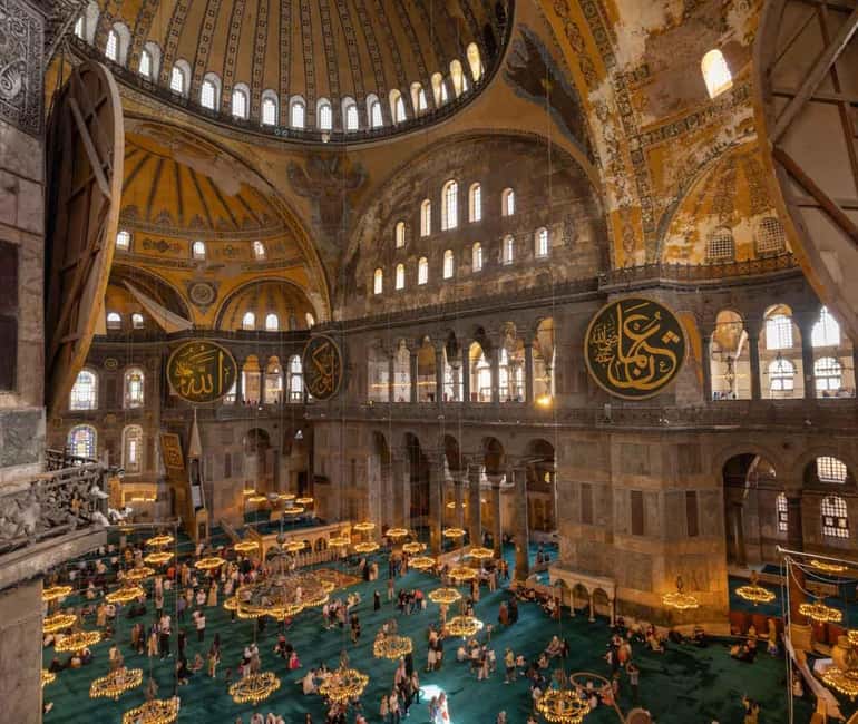 Flexible Combo: Hagia Sophia, Topkapi, Basilica, Blue Mosque - Basilica Cistern: what you get in 45 minutes (and why you might care)