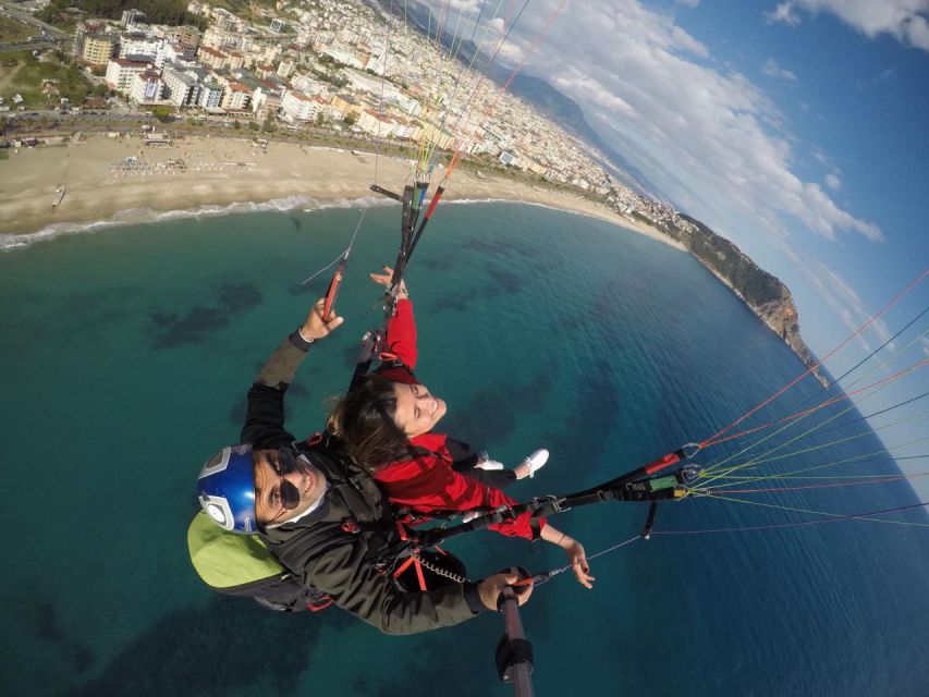 From Antalya/Side: Tandem Paragliding in Alanya - The meeting point and what the briefing should cover