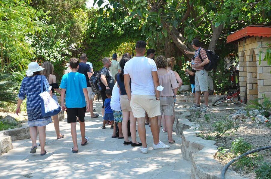 From City of Side: Cabrio Bus Safari & Boat Tour with Lunch - Hotel Pickup, Live Guide, and What That Means for Your Day