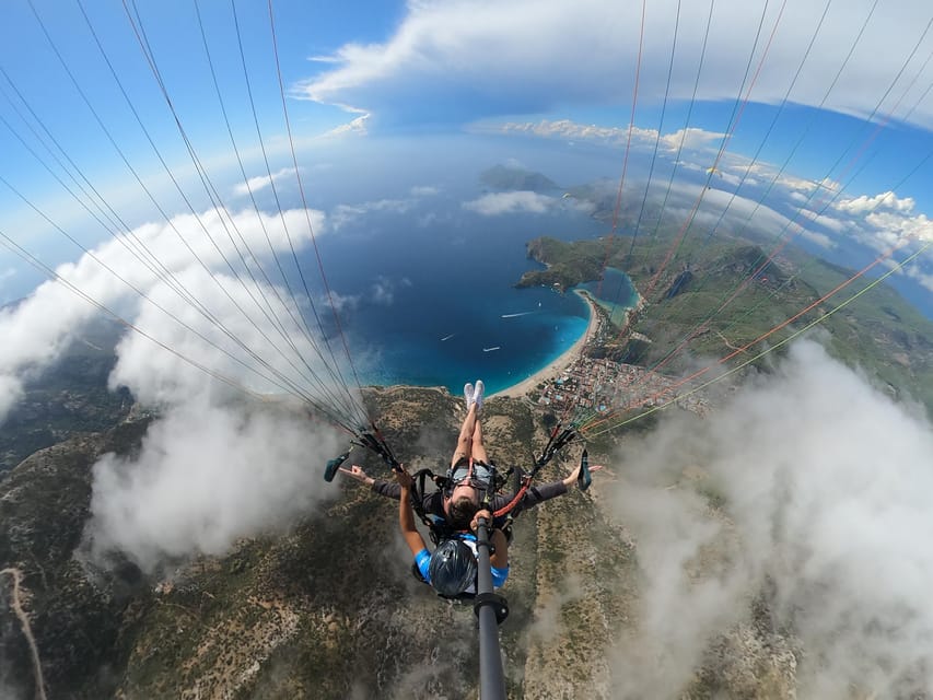 From Fethiye: Oludeniz Paragliding Trip with Transfer - Getting From Fethiye to Babadağ: the transfer that sets the tone