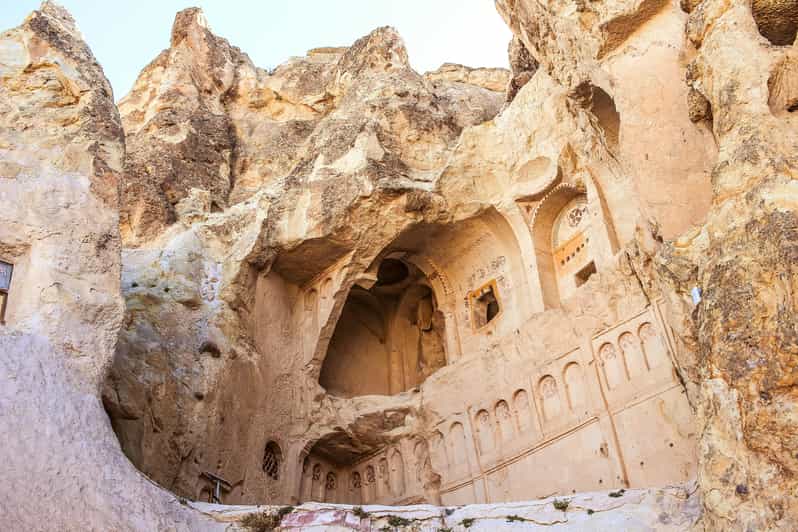 From Istanbul: 2-Day Cappadocia Highlights Tour by Plane - Blue Tour Day 2: Rose and Red Valleys Hike, Çavuşin, Kaymaklı, and Pigeon Valley