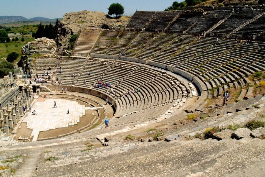 From Istanbul: 2-Day Ephesus, Pamukkale, & Hierapolis Tour - Day 1: Ephesus Ruins, Temple of Artemis, and the Library of Celsus