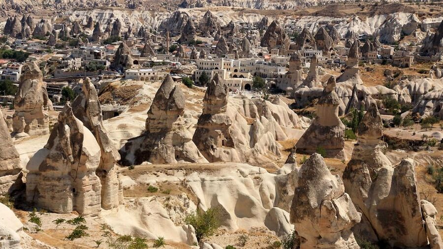 From Istanbul: 2 Days Cappadocia Tour by Return Flight - Day 2 Morning: Optional Hot Air Balloon, then Kaymakli or Derinkuyu