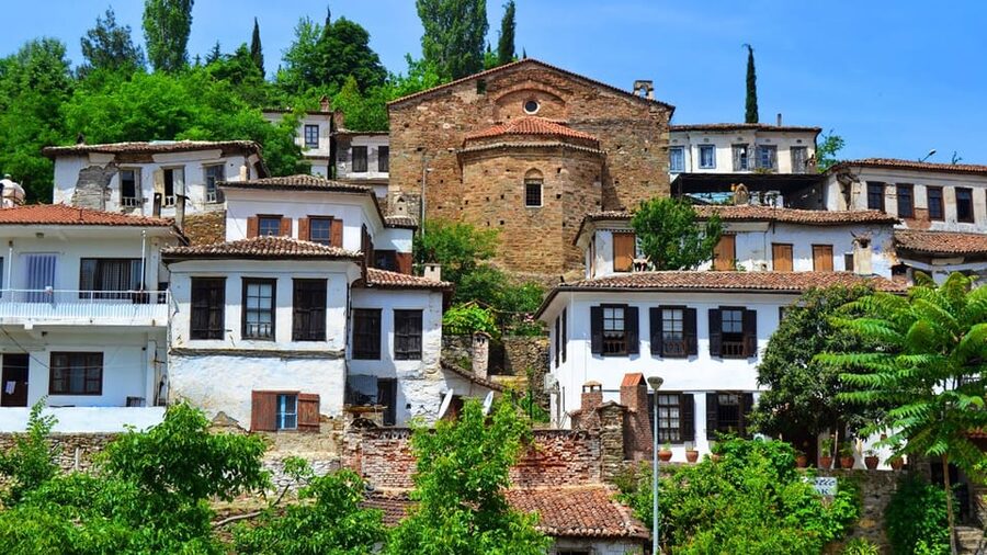 From Istanbul: Ephesus Tour with Roundtrip Flight - Hotel pickup, airport transfers, and the small-group rhythm