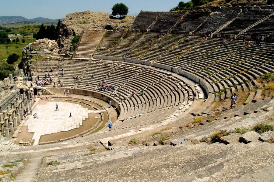 From Izmir: Ephesus Guided Day Trip with Transfer & Lunch - The Temple of Artemis: When a Wonder Turns into Ruins