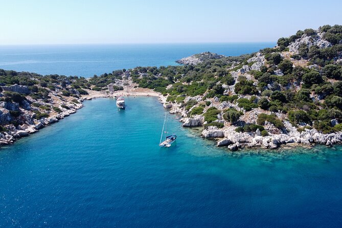 From Kas: Guided Kekova Sea Kayaking Tour - Cruising along the Sunken City of Kekova: ruins you can truly see