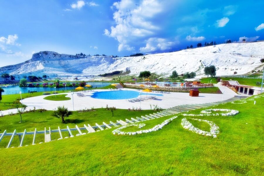 From Kusadasi and Selcuk: Pamukkale and Hiearapolis Tour - Lunch, breaks, and the stops that can help or distract