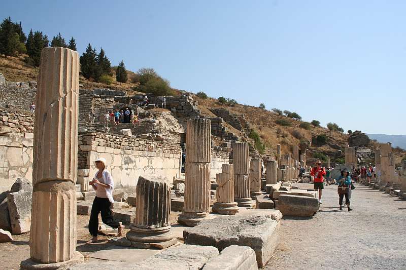 From Kusadasi or Izmir: Ephesus Private Tour - What to pack, what to wear, and what not to bring