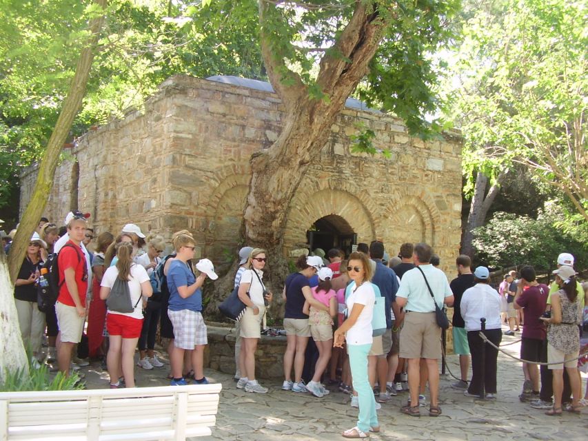 From Marmaris: Ephesus and Selcuk Tour with Buffet Lunch - The Buffet Lunch Near Ephesus: When Food Actually Saves the Day