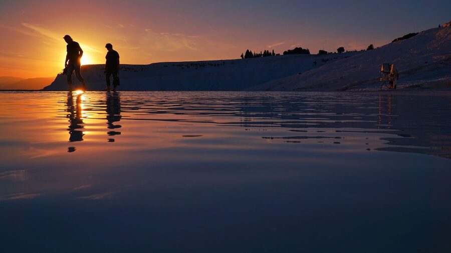 From Marmaris: Pamukkale Evening Tour with Transfer & Dinner - On the Road From Marmaris: Forest Views, Village Stops, and the Big Picture Briefing