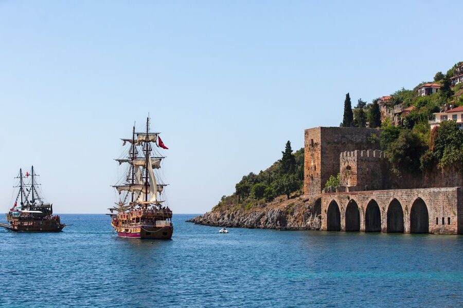 From Side: Alanya Tour with Lunch, Boat Trip, and Cable Car - Alanya’s Red Tower and the quick orientation stop